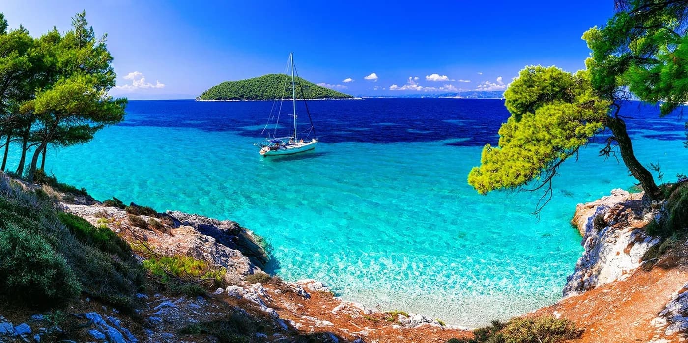 Cât costă o vacanță all inclusive în Grecia și Italia